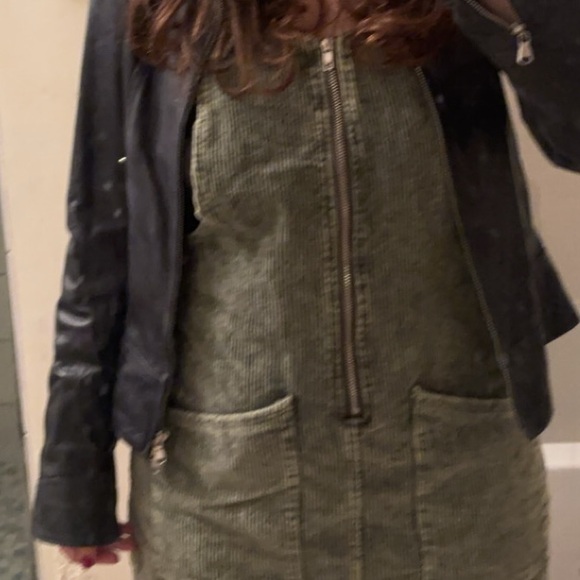 Forrest Green Dress 
Corduroy - Picture 2 of 10